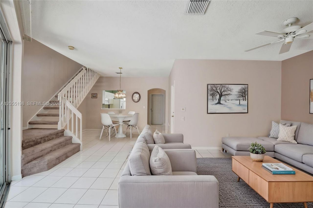 4025 Fern Forest Rd , Cooper City, FL 33026 Photo