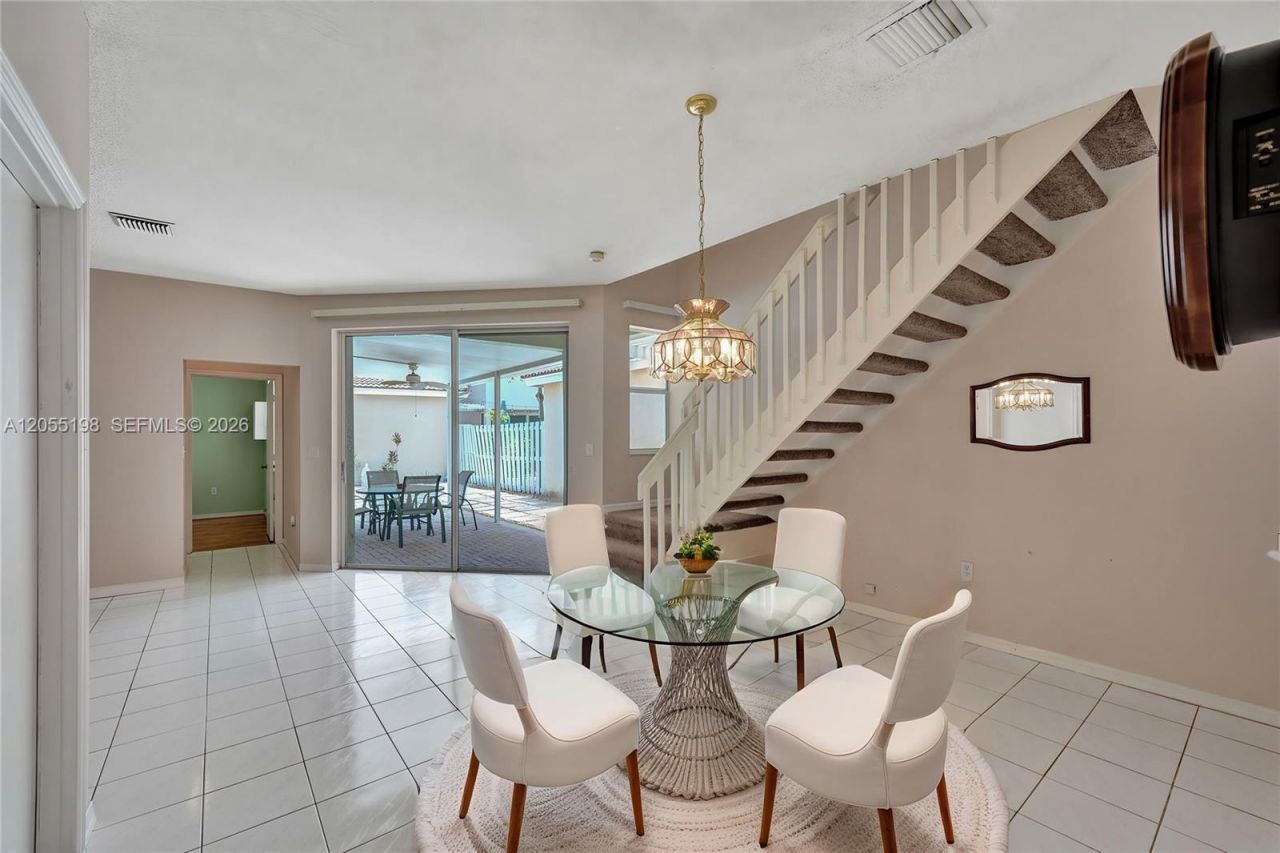 4025 Fern Forest Rd , Cooper City, FL 33026 Photo