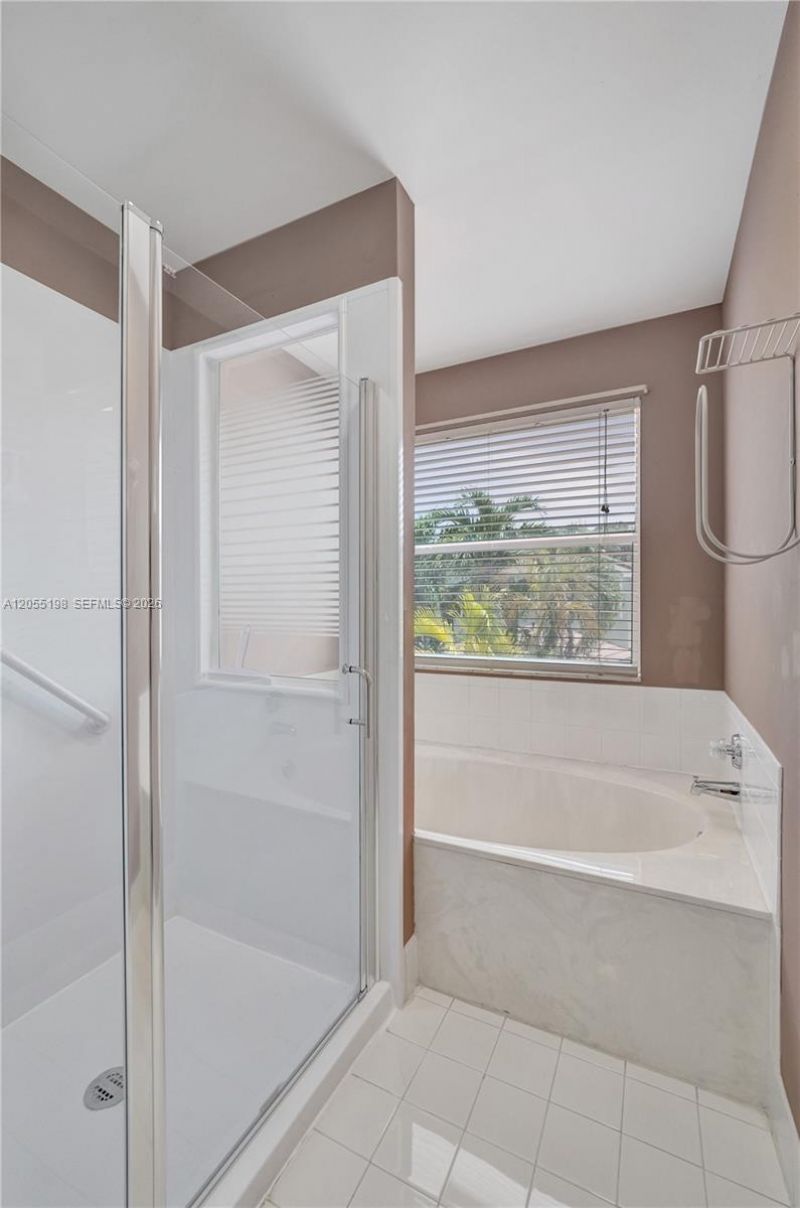 4025 Fern Forest Rd , Cooper City, FL 33026 Photo