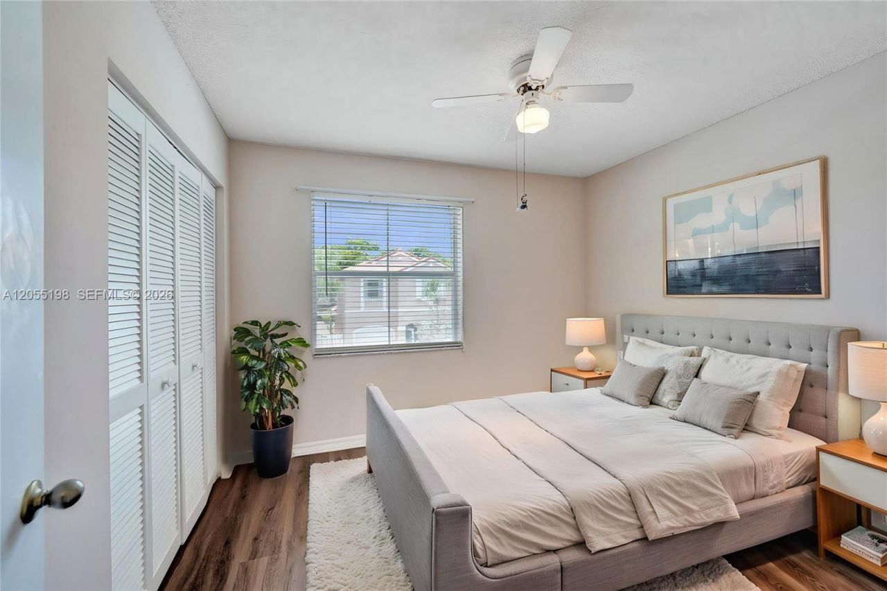4025 Fern Forest Rd , Cooper City, FL 33026 Photo