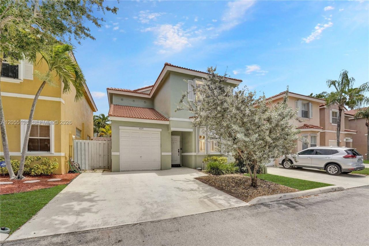 4025 Fern Forest Rd , Cooper City, FL 33026 Photo