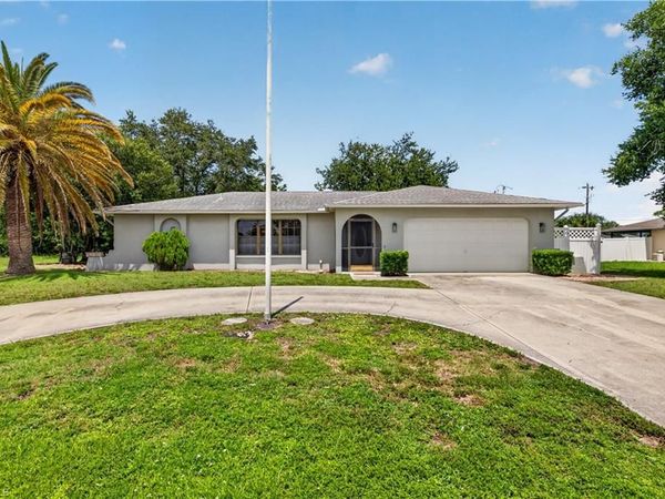 1634 Country Club BLVD , CAPE CORAL, FL 33990