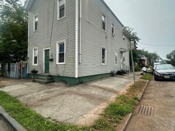 23 Watson St, Paterson, NJ 07522