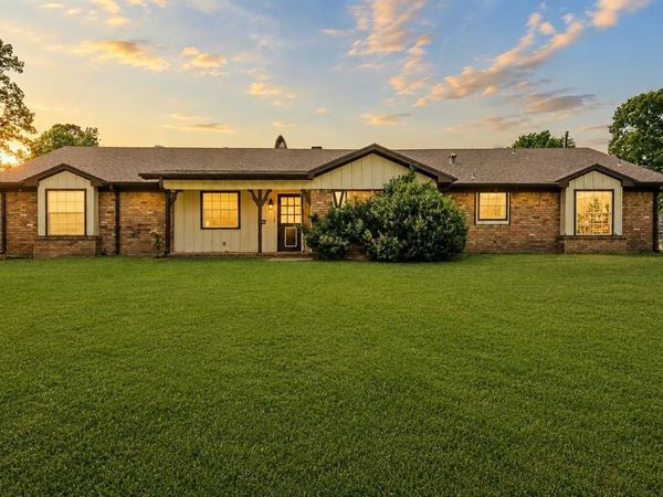 1006 Spring Street , Longview, TX 75604