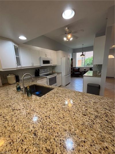 6820 Beach Resort Dr, Unit 11, Naples, FL 34114 Photo