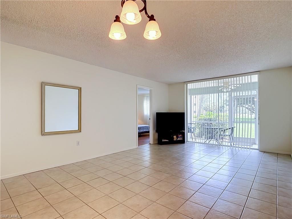 100 Forest Lakes Blvd, Unit 109, Naples, FL 34105 Photo