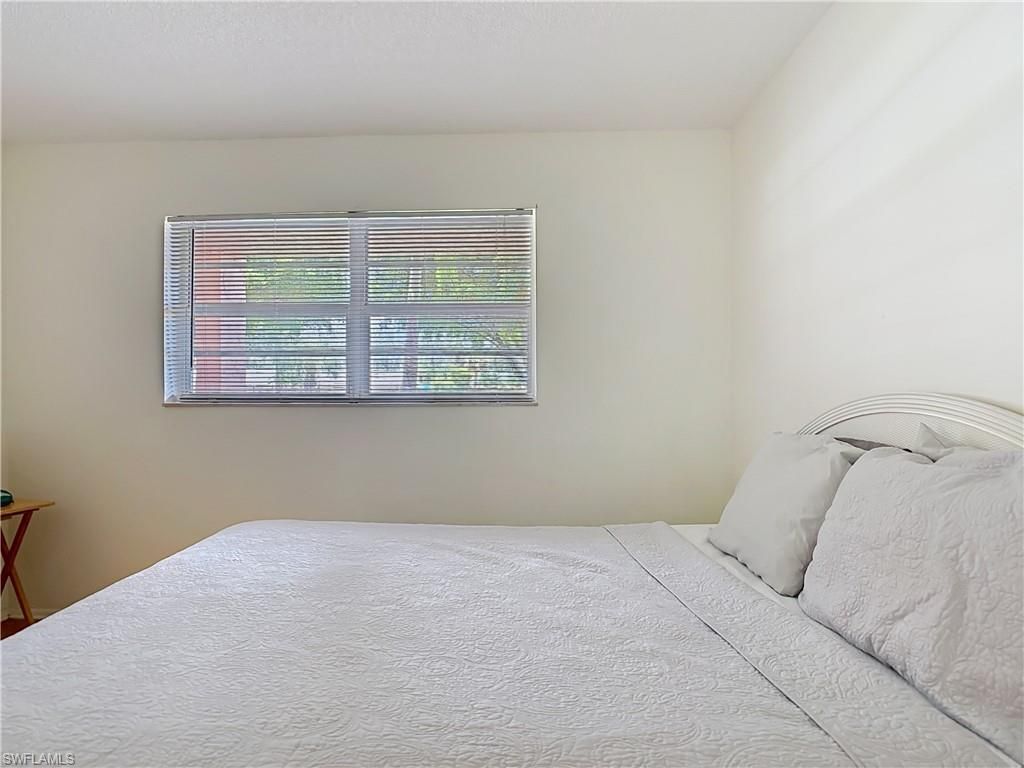 100 Forest Lakes Blvd, Unit 109, Naples, FL 34105 Photo