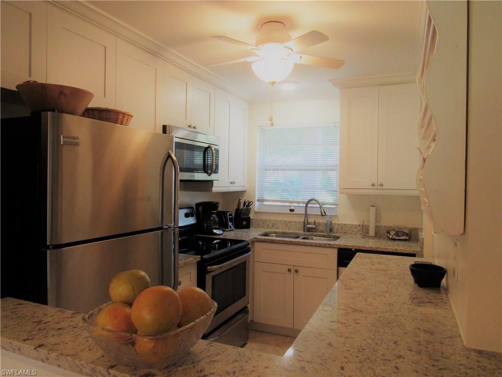 100 Forest Lakes Blvd, Unit 109, Naples, FL 34105 Photo