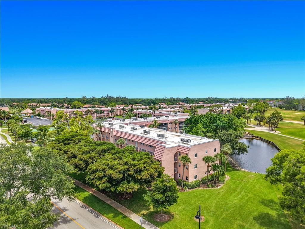 100 Forest Lakes Blvd, Unit 109, Naples, FL 34105 Photo