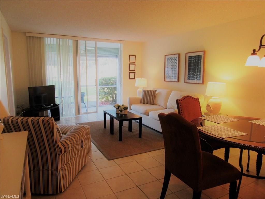 100 Forest Lakes Blvd, Unit 109, Naples, FL 34105 Photo