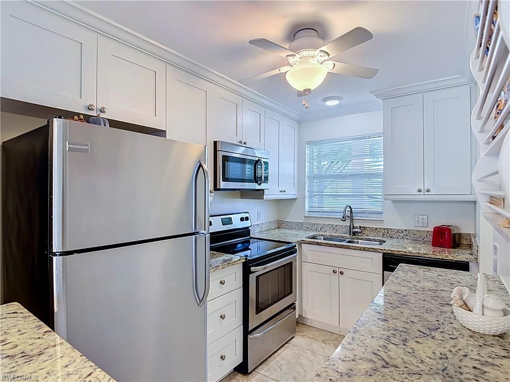 100 Forest Lakes Blvd, Unit 109, Naples, FL 34105 Photo