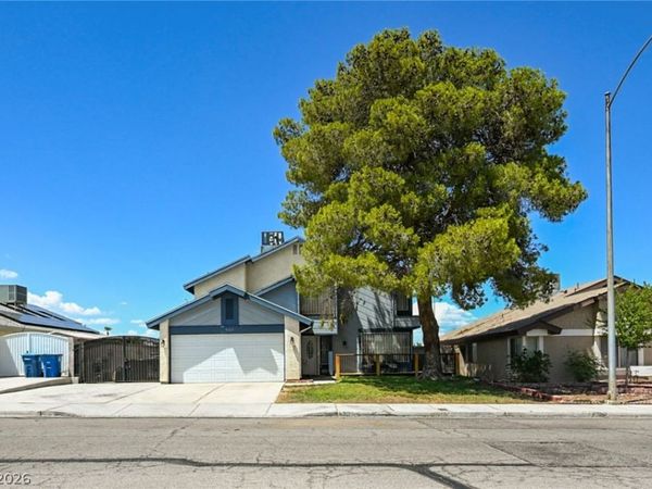 7100 Mountain Moss Drive, Las Vegas, NV 89147