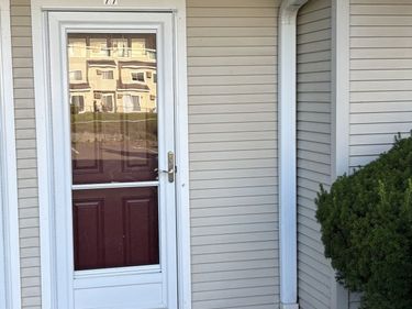 77 Willow , Unit 77, New Milford, CT 06776