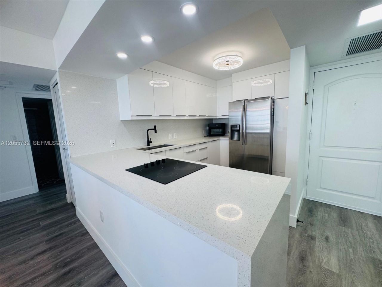 3625 N Country Club Dr , Unit 2409, Aventura, FL 33180 Photo