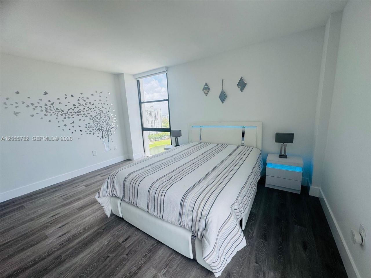 3625 N Country Club Dr , Unit 2409, Aventura, FL 33180 Photo