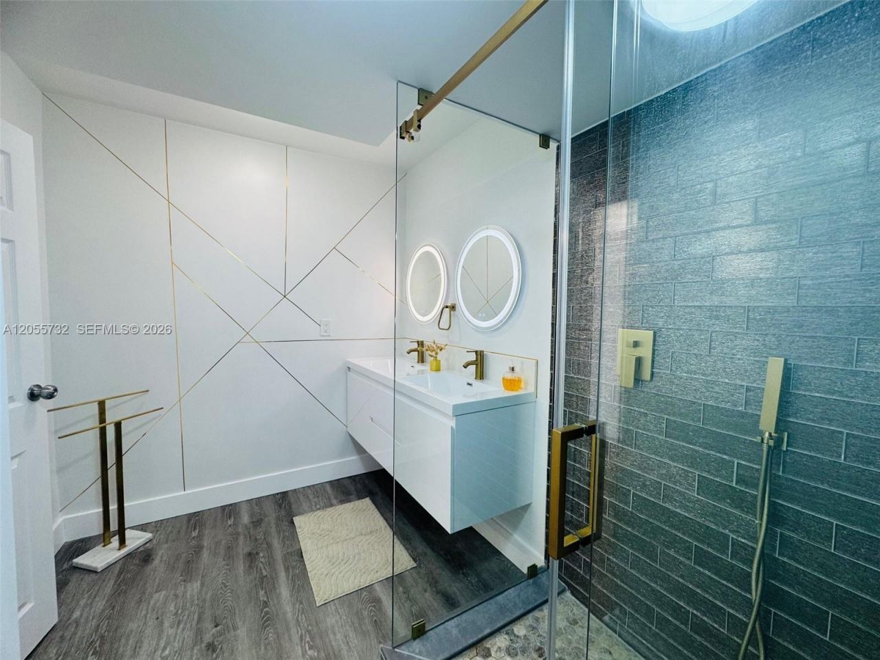 3625 N Country Club Dr , Unit 2409, Aventura, FL 33180 Photo