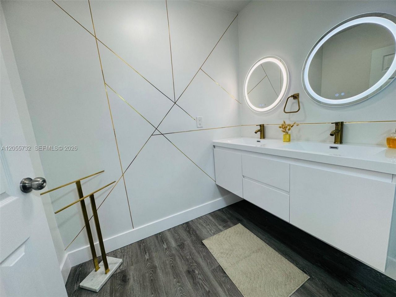 3625 N Country Club Dr , Unit 2409, Aventura, FL 33180 Photo