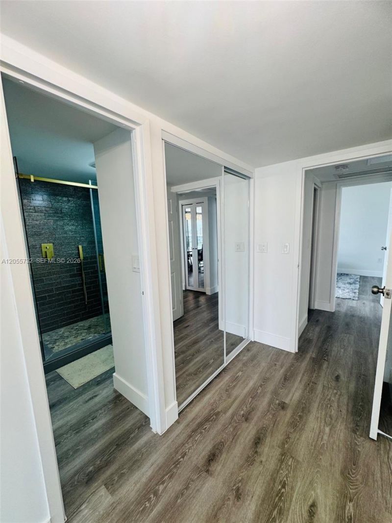 3625 N Country Club Dr , Unit 2409, Aventura, FL 33180 Photo