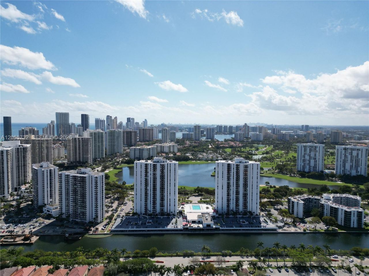 3625 N Country Club Dr , Unit 2409, Aventura, FL 33180 Photo