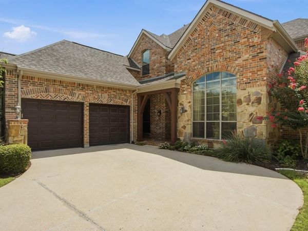 8504 Jefferson Way, Lantana, TX 76226