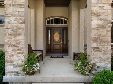 7715 N Wallace Avenue, Kansas City, MO 64158
