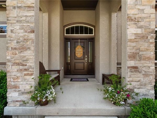 7715 N Wallace Avenue, Kansas City, MO 64158