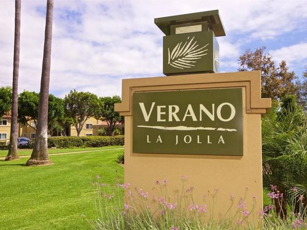 7405 Charmant Dr , Unit 2423, San Diego, CA 92122