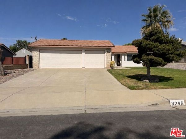 3246 Laurel Avenue , Rialto, CA 92377