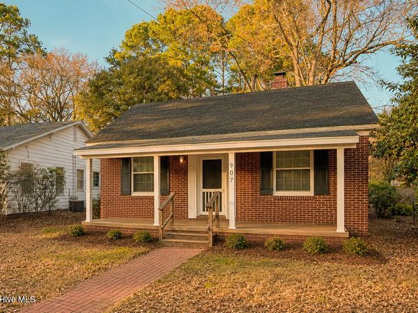 907 E Walnut Street , Goldsboro, NC 27530