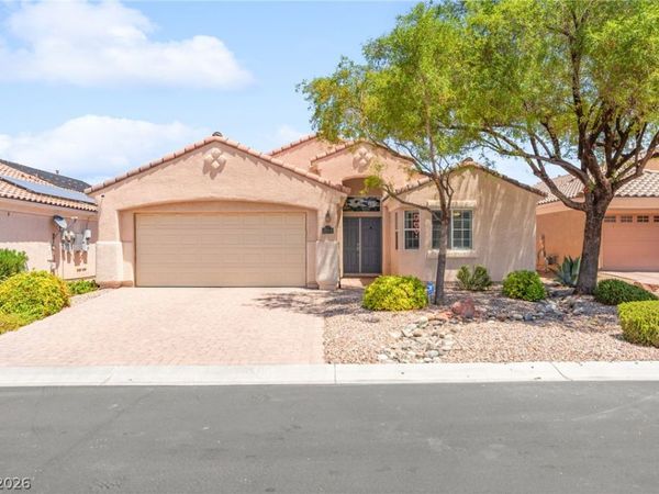 8156 Waltons Mill Court , Las Vegas, NV 89131