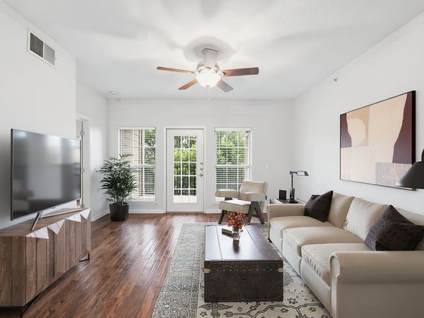 6810 Deatonhill DR, Unit 4202, Austin, TX 78745