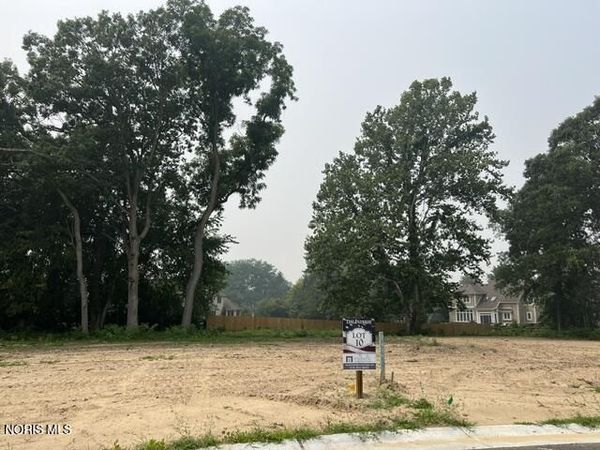 Liberty Lane , Sylvania, OH 43560