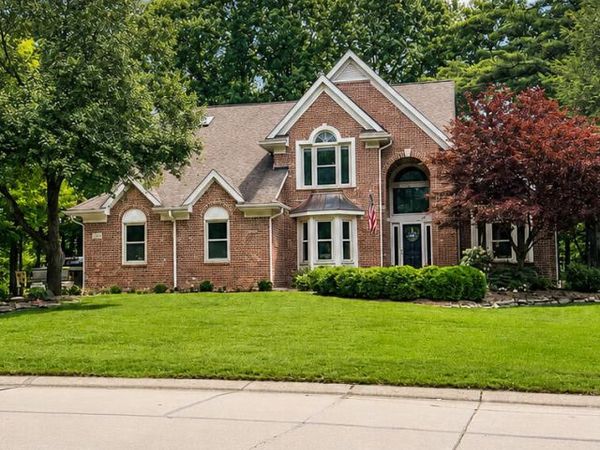244 Indian Trail, Lake Orion, MI 48362