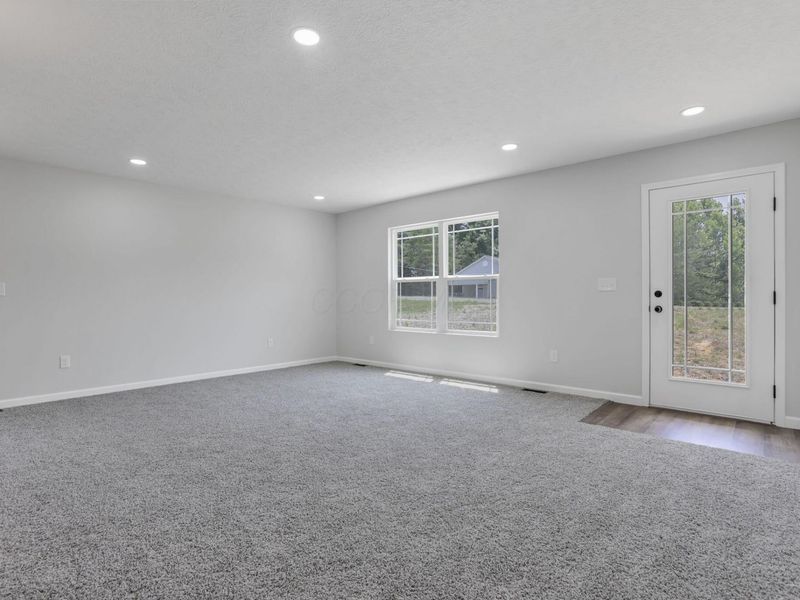 353 Elm Street, New Straitsville, OH 43766 Photo 10