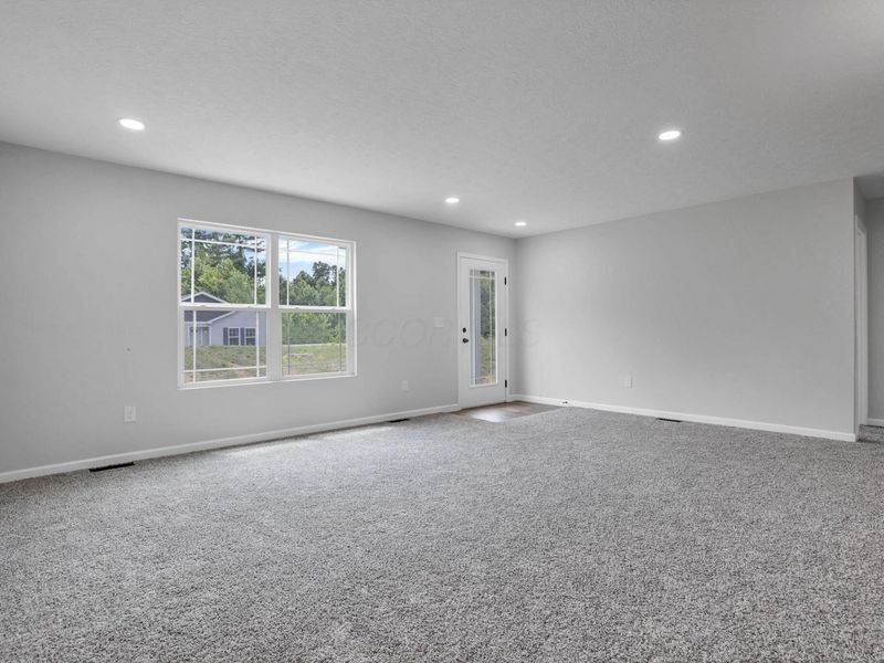 353 Elm Street, New Straitsville, OH 43766 Photo 9