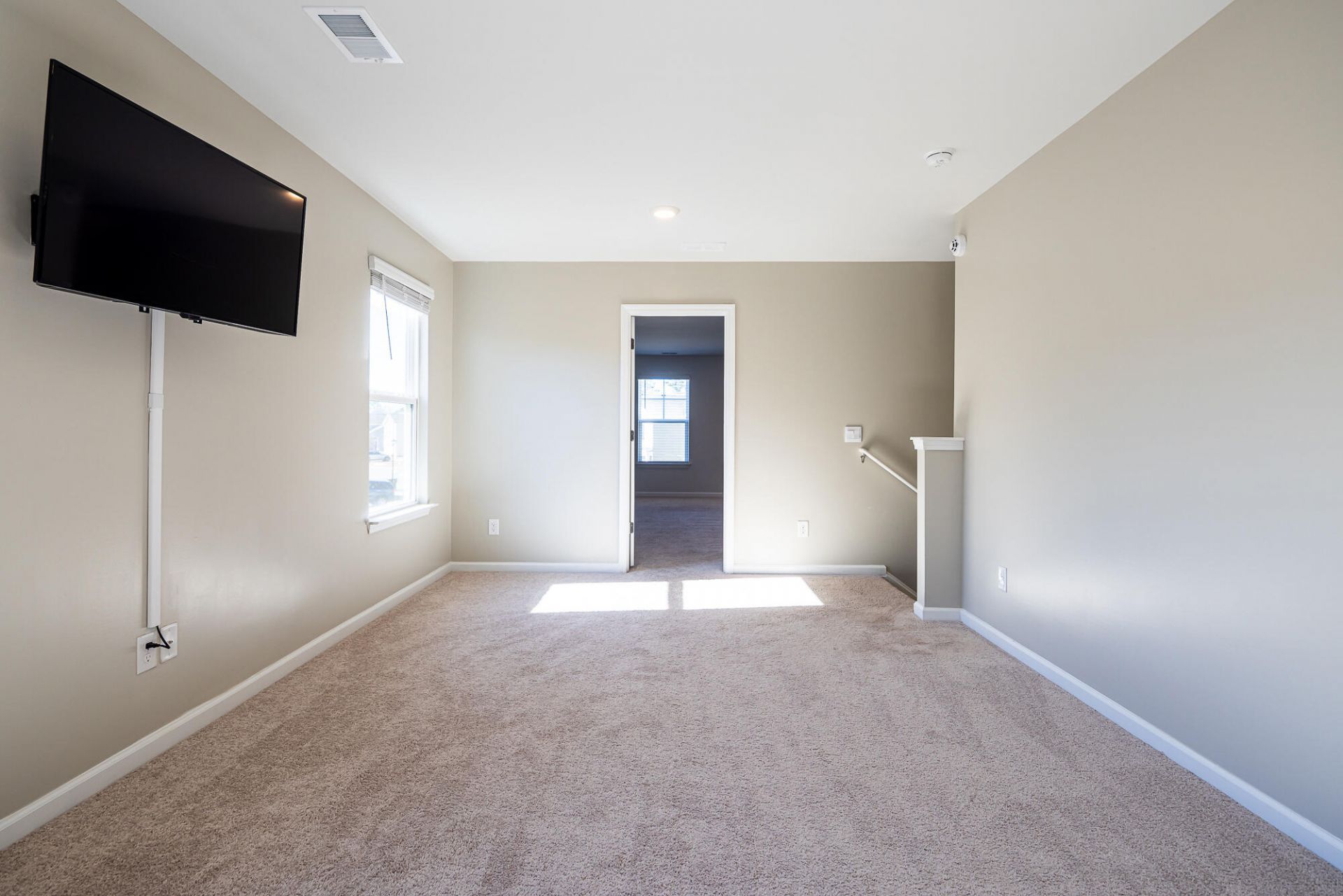 833 Kirby Court Photo 16