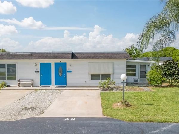 63 Tangelo CT , LEHIGH ACRES, FL 33936