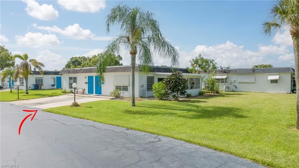 63 Tangelo Ct , Lehigh Acres, FL 33936 Photo