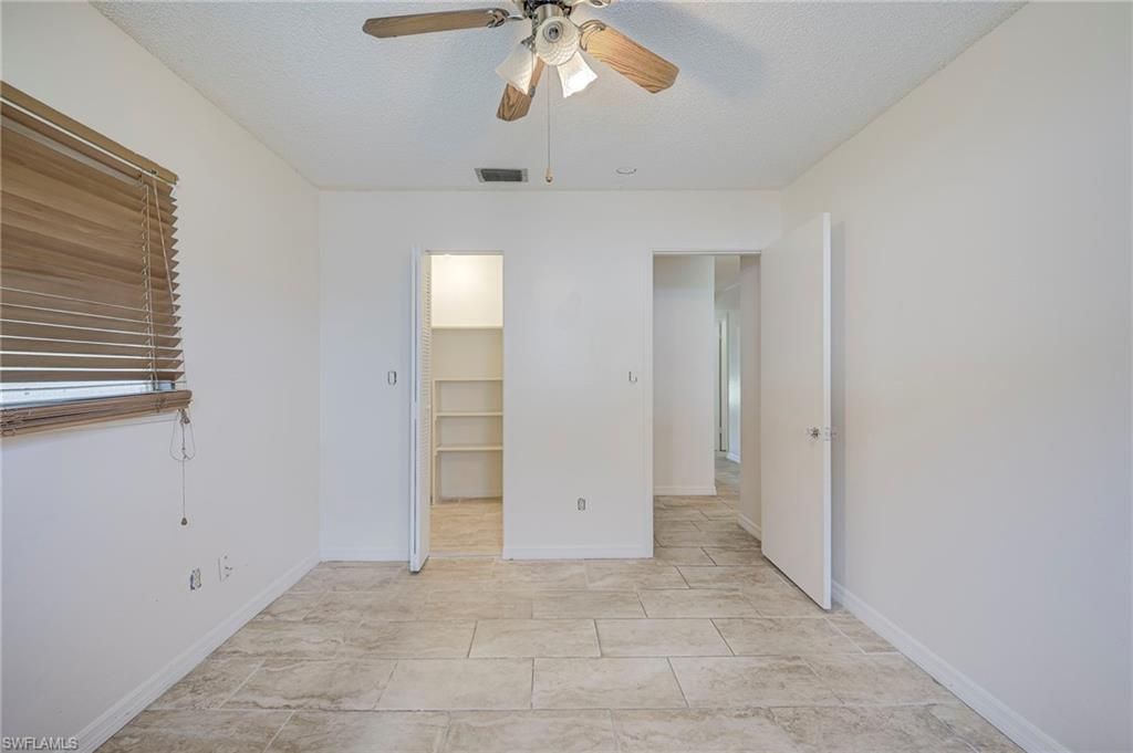 63 Tangelo Ct , Lehigh Acres, FL 33936 Photo