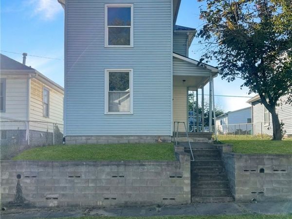 521 Spangler Drive , Zanesville, OH 43701