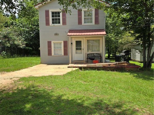 624 32nd Avenue E, Tuscaloosa, AL 35404