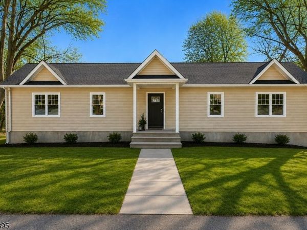48 Northwood Dr, High Bridge, NJ 08829