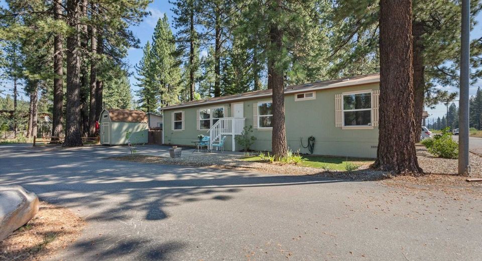 10100 Pioneer Trail, Unit #17, Truckee, CA 96161 Photo