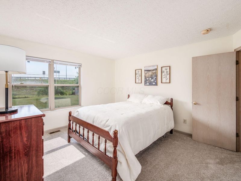 1175 Brookstone Drive , Marysville, OH 43040 Photo 11