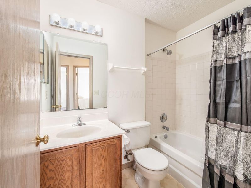 1175 Brookstone Drive , Marysville, OH 43040 Photo 17