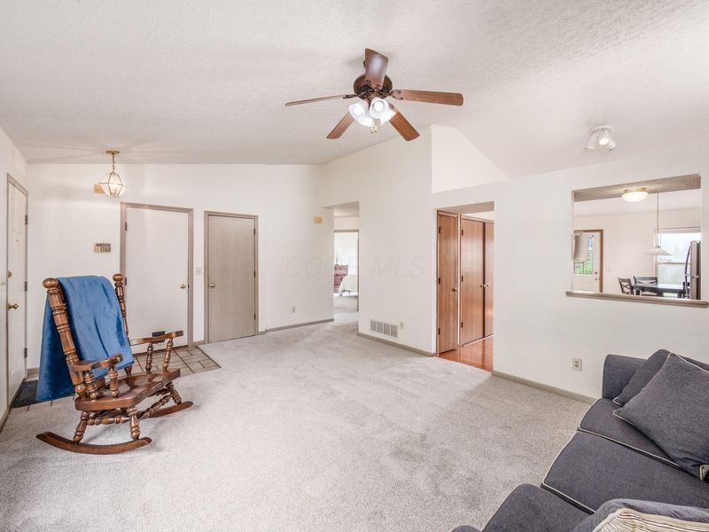 1175 Brookstone Drive , Marysville, OH 43040 Photo 6