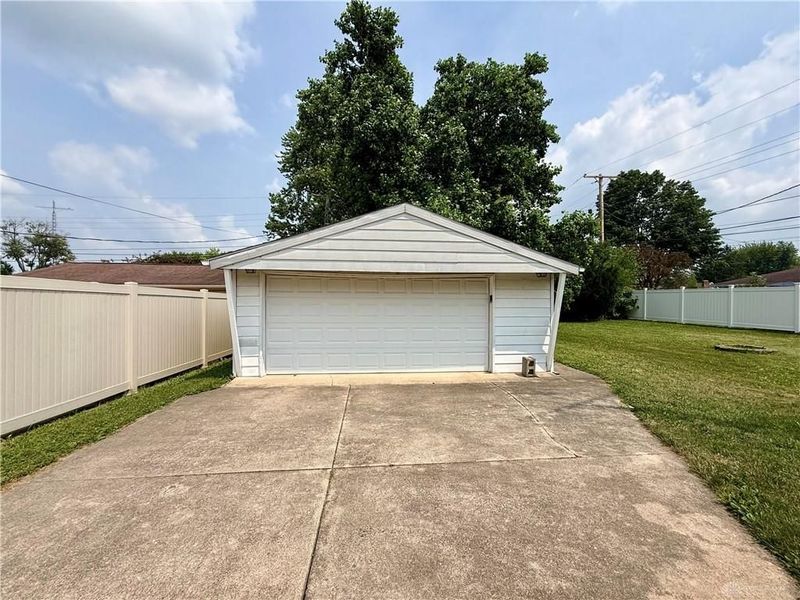 107 Meadow Lane, Greenville, OH 45331 Photo 13