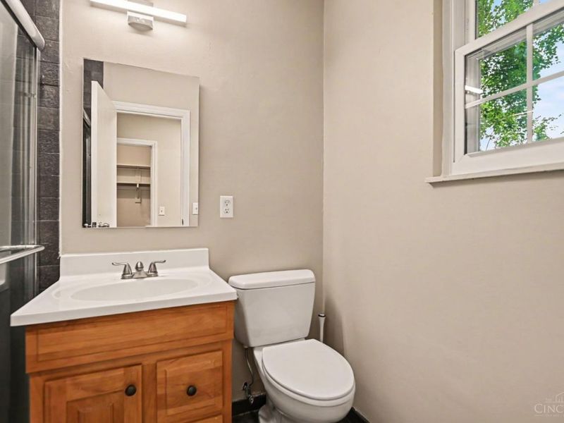5160 Brasher Avenue, Blue Ash, OH 45242 Photo 13