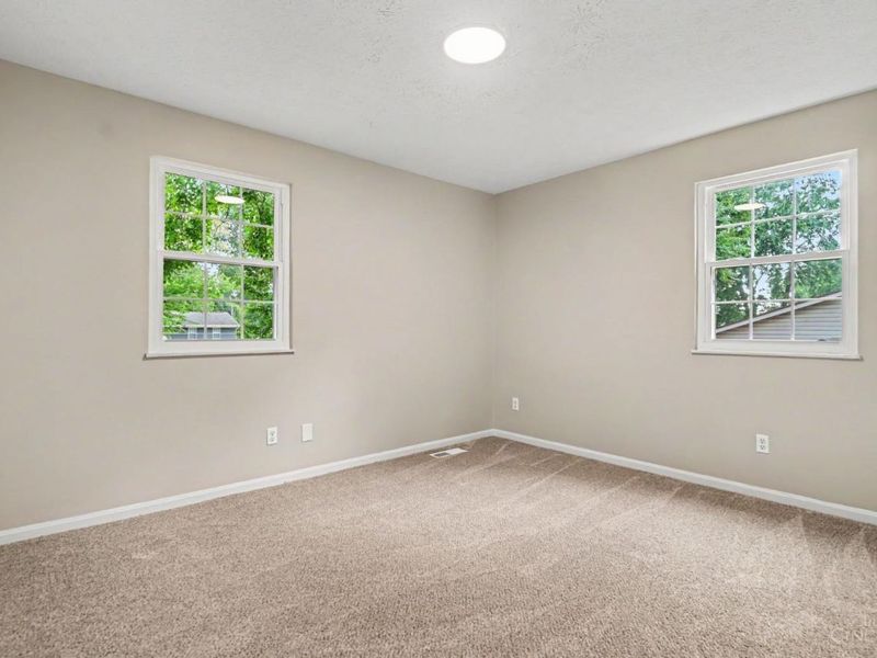 5160 Brasher Avenue, Blue Ash, OH 45242 Photo 14