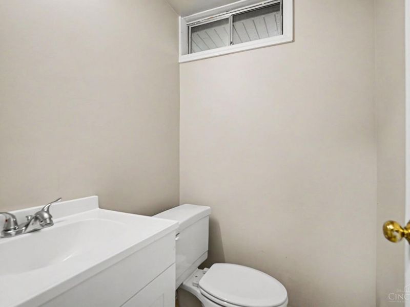 5160 Brasher Avenue, Blue Ash, OH 45242 Photo 16